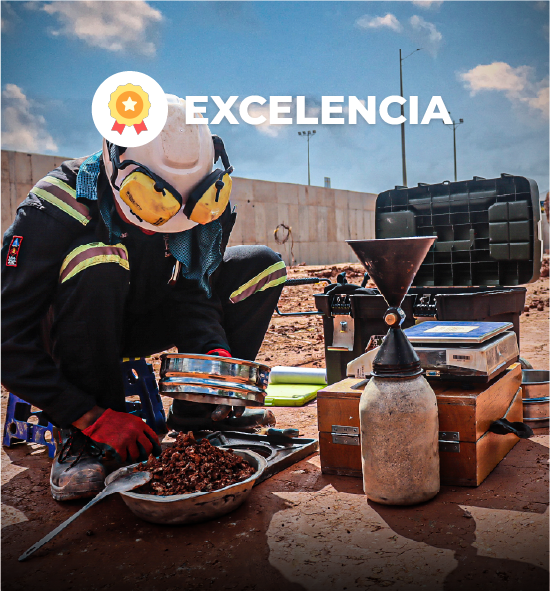 Nos anticipamos a las necesidades, superamos las expectativas y nos convertimos en los principales aliados de nuestros clientes en el desarrollo de sus proyectos, generando valor en sus operaciones.